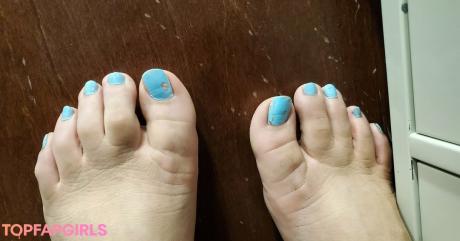 Missfeetstinkvip nude leaked OnlyFans photo #45