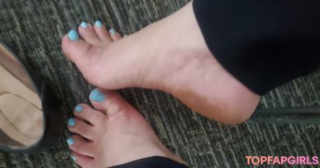 Missfeetstinkvip nude leaked OnlyFans photo #59