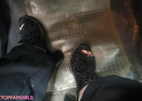 Missfeetstinkvip nude leaked OnlyFans photo #68