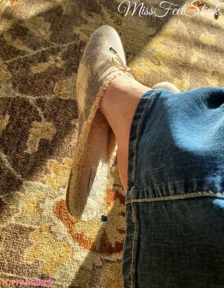 Missfeetstinkvip nude leaked OnlyFans photo #79