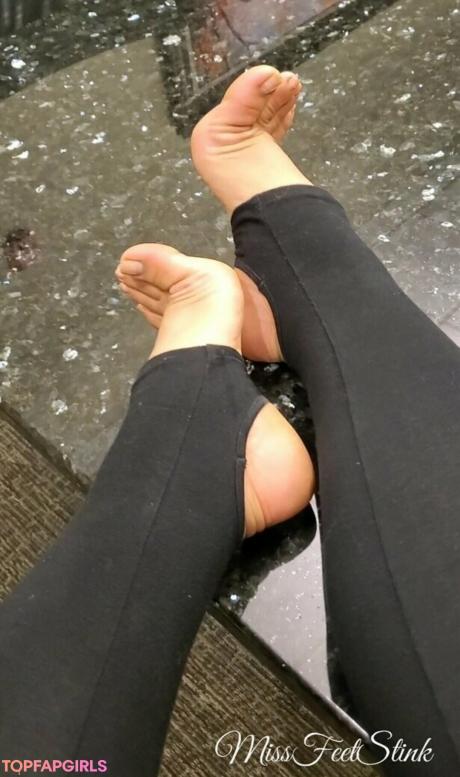 Missfeetstinkvip nude leaked OnlyFans photo #85