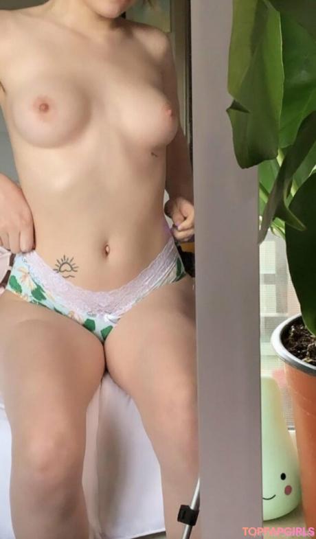 Fiona nude leaked OnlyFans photo #48