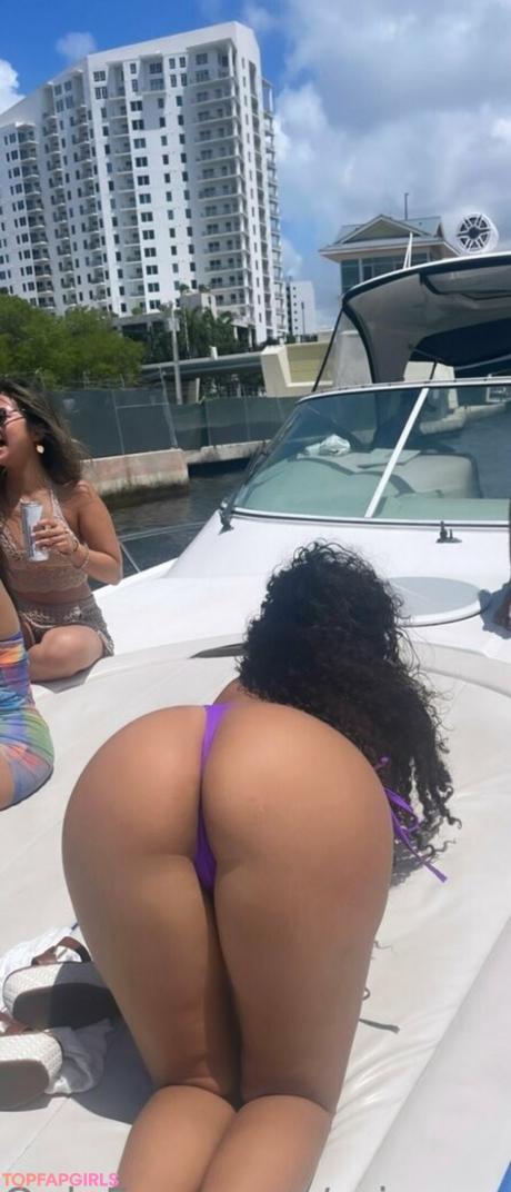 Princesapriya nude leaked OnlyFans photo #68