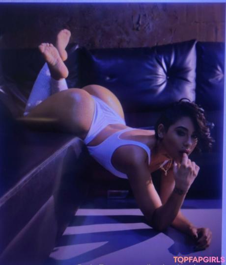 Leslyabrahamof nude leaked OnlyFans photo #8