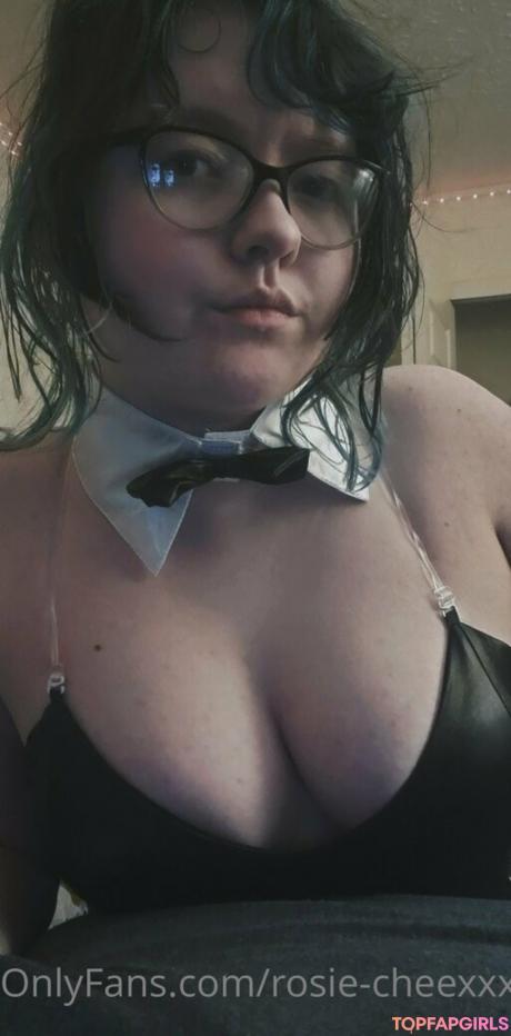 Rosie-cheexxx nude leaked OnlyFans photo #10