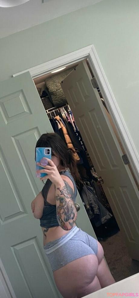 Haleylale nude leaked OnlyFans photo #8