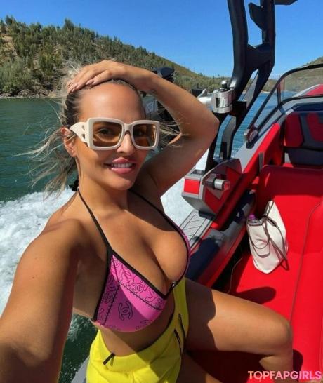 Patricia nude leaked OnlyFans photo #57
