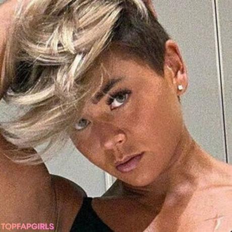 Sophie nude leaked OnlyFans photo #21