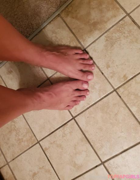 Sweetfeet2187 nude leaked OnlyFans photo #15