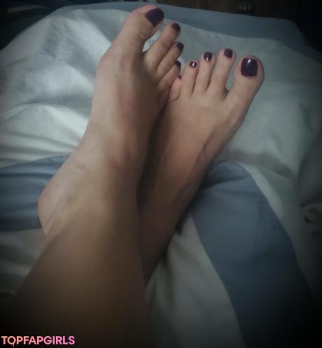 Sweetfeet2187 nude leaked OnlyFans photo #16