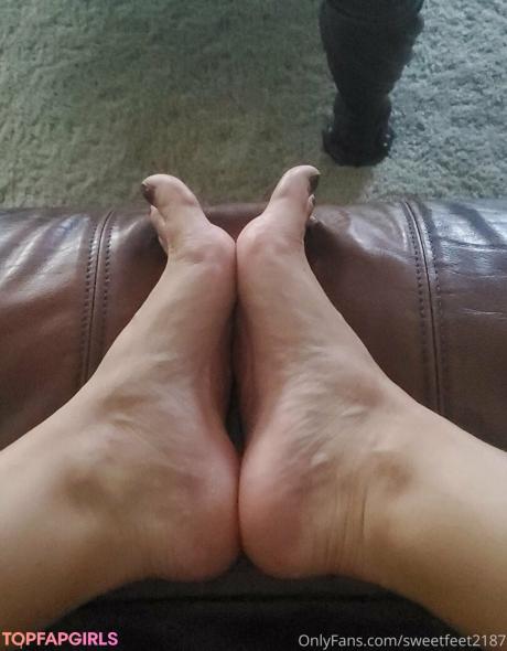 Sweetfeet2187 nude leaked OnlyFans photo #29