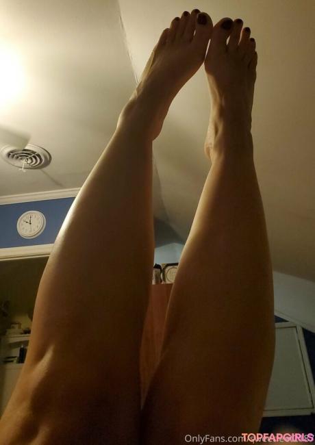 Sweetfeet2187 nude leaked OnlyFans photo #40