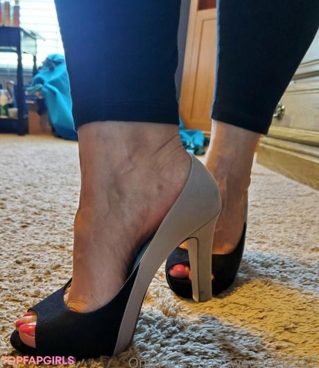 Sweetfeet2187 nude leaked OnlyFans photo #67