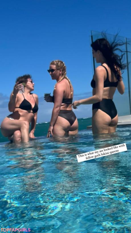 Ariana nude leaked OnlyFans photo #123