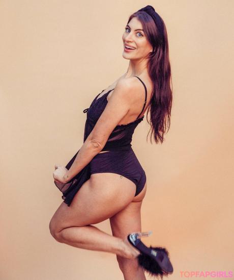 Ariana nude leaked OnlyFans photo #127