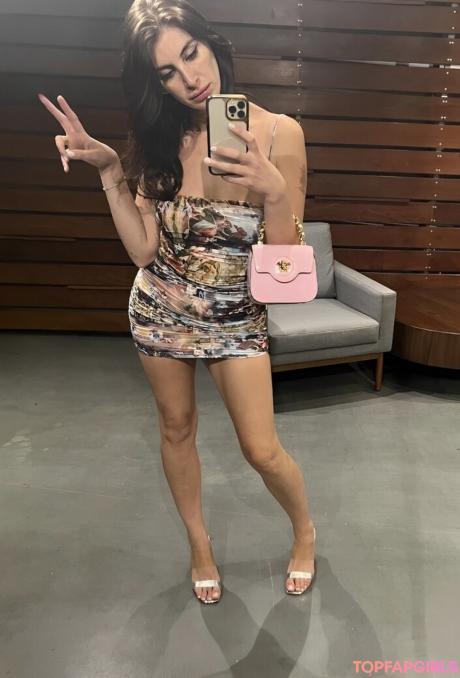 Ariana nude leaked OnlyFans photo #59