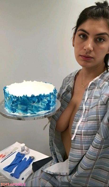 Ariana nude leaked OnlyFans photo #66