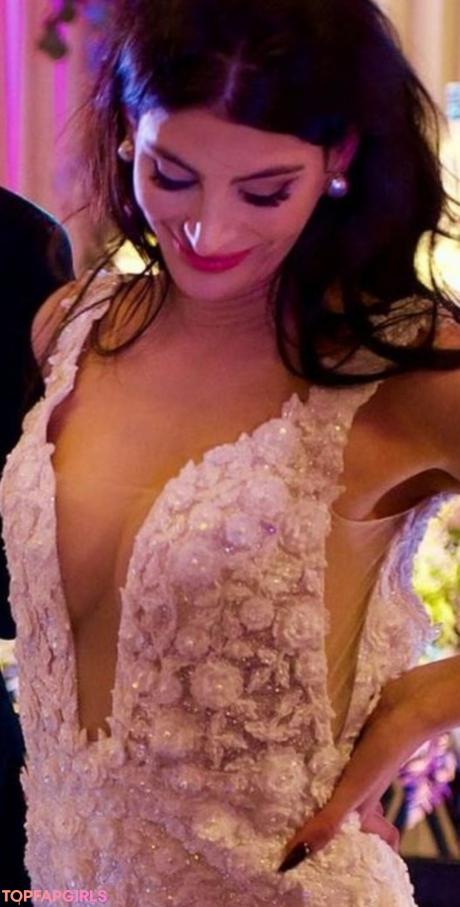 Ariana nude leaked OnlyFans photo #7