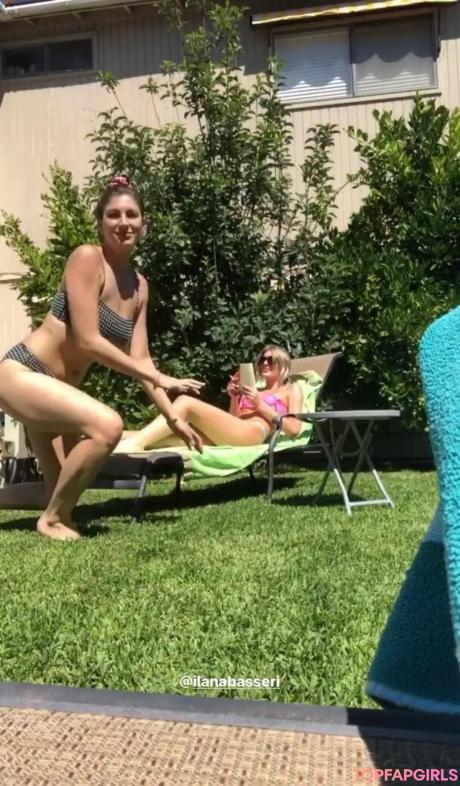 Ariana nude leaked OnlyFans photo #71