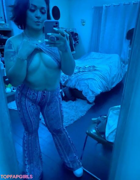 Mariipapii69 nude leaked OnlyFans photo #1