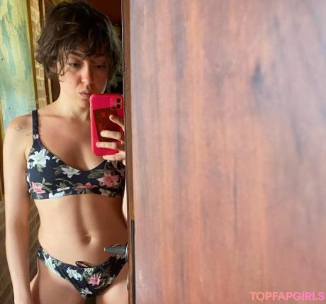 Valentina nude leaked OnlyFans photo #2
