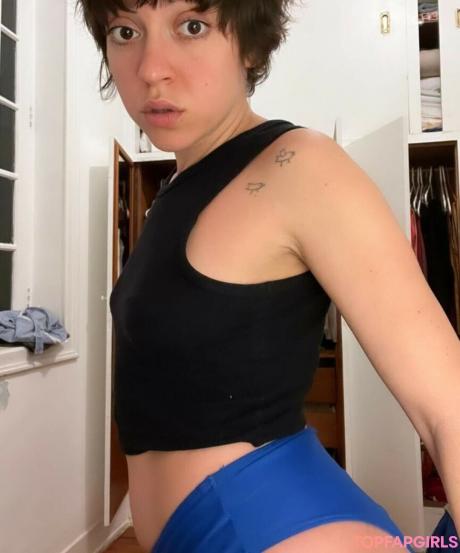 Valentina nude leaked OnlyFans photo #35