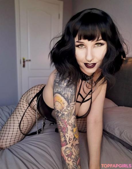 Vampyrbrat nude leaked OnlyFans photo #3