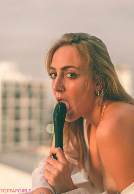 Sophielune nude leaked OnlyFans photo #43
