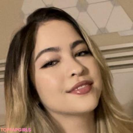 Hilenna nude leaked OnlyFans photo #6