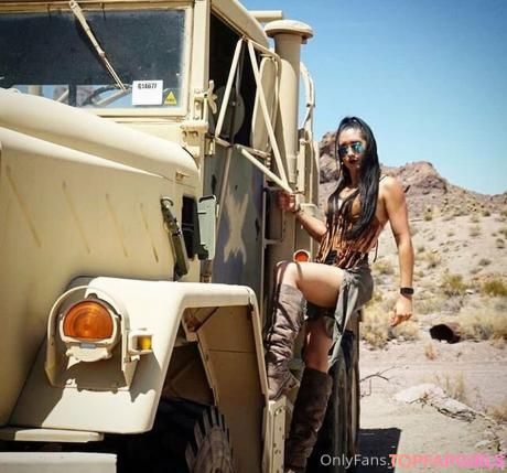 Leahshines nude leaked OnlyFans photo #8