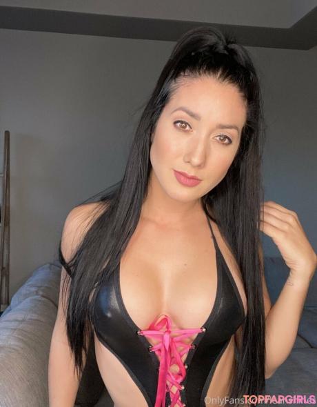 Leahshines nude leaked OnlyFans photo #88