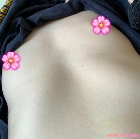 Littleglitterbaby nude leaked OnlyFans photo #23