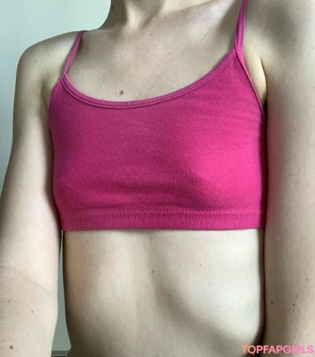 Littleglitterbaby nude leaked OnlyFans photo #6