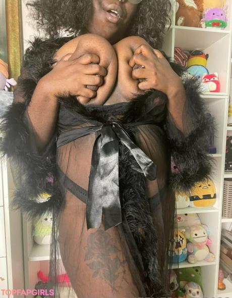 Strifequeeneris nude leaked OnlyFans photo #141