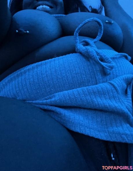 Strifequeeneris nude leaked OnlyFans photo #50