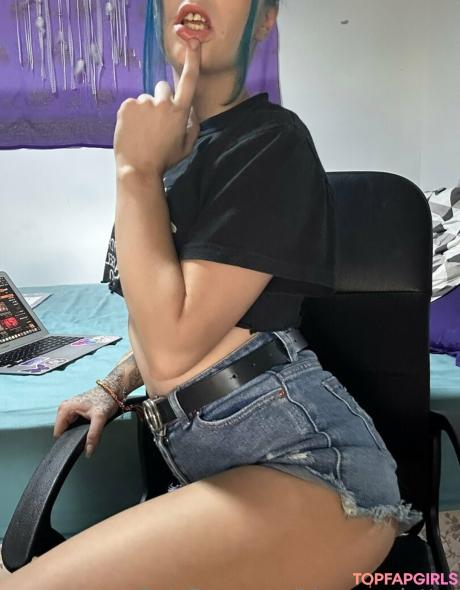 Blue-scarlett-x nude leaked OnlyFans photo #23