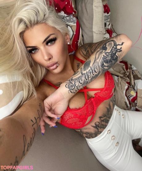 Deminecka nude leaked OnlyFans photo #10