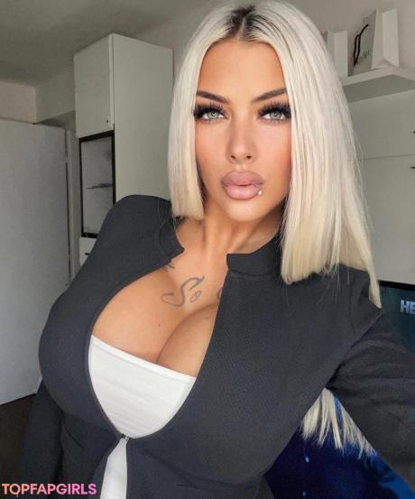 Deminecka nude leaked OnlyFans photo #11