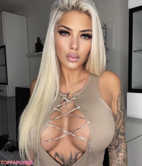 Deminecka nude leaked OnlyFans photo #16