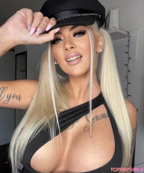 Deminecka nude leaked OnlyFans photo #8