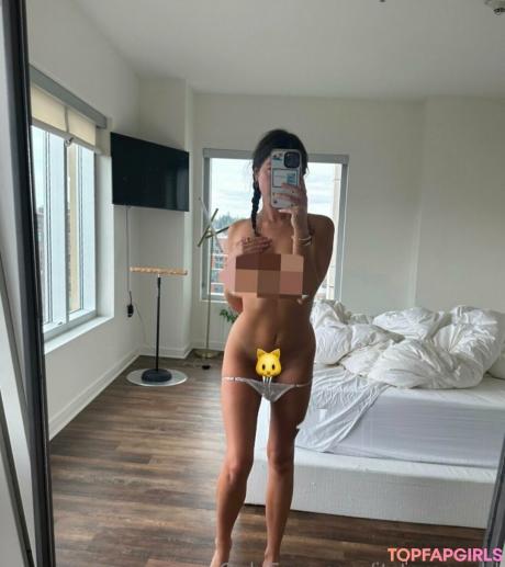 Itstaraswrld nude leaked OnlyFans photo #178