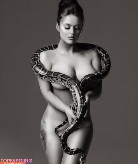 Xenia nude leaked OnlyFans photo #15