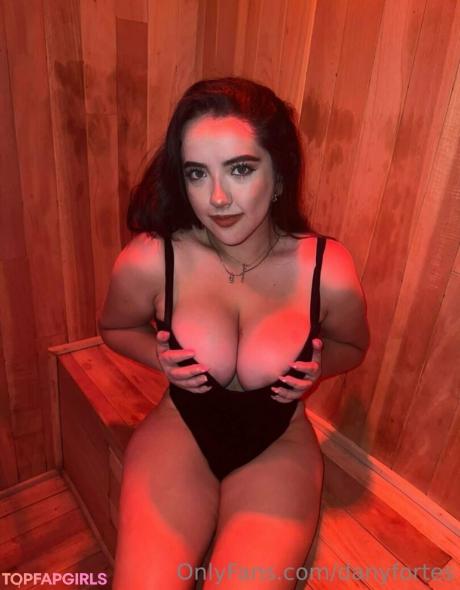 Dany nude leaked OnlyFans photo #3