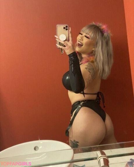 Edmthotiana nude leaked OnlyFans photo #5