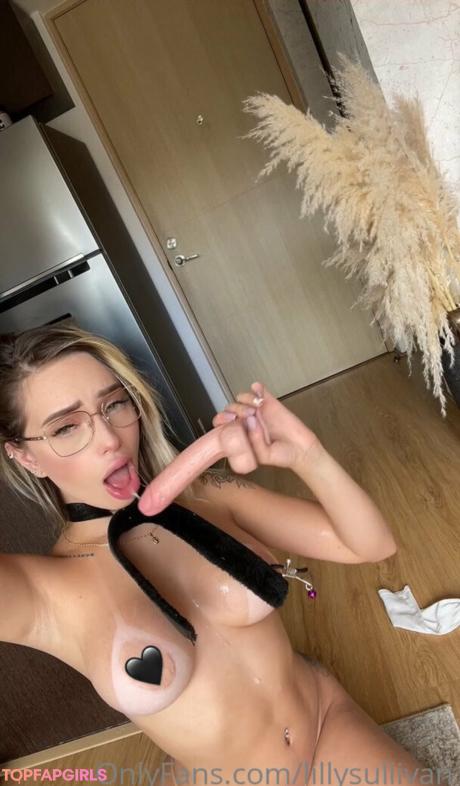 Dani nude leaked OnlyFans photo #8