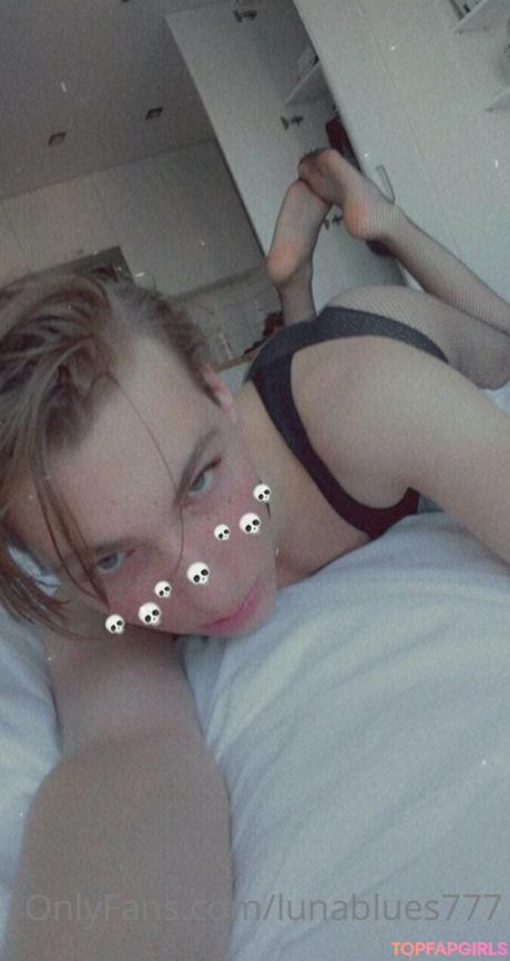 Lunablues777 nude leaked OnlyFans photo #20