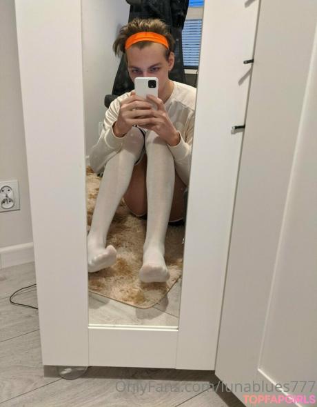 Lunablues777 nude leaked OnlyFans photo #32