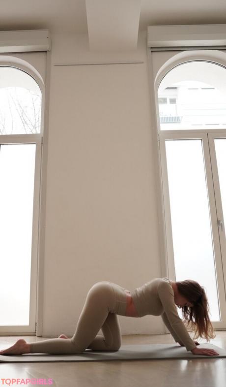 Bilochka nude leaked OnlyFans photo #33