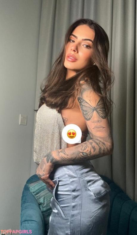 Kauani nude leaked OnlyFans photo #11