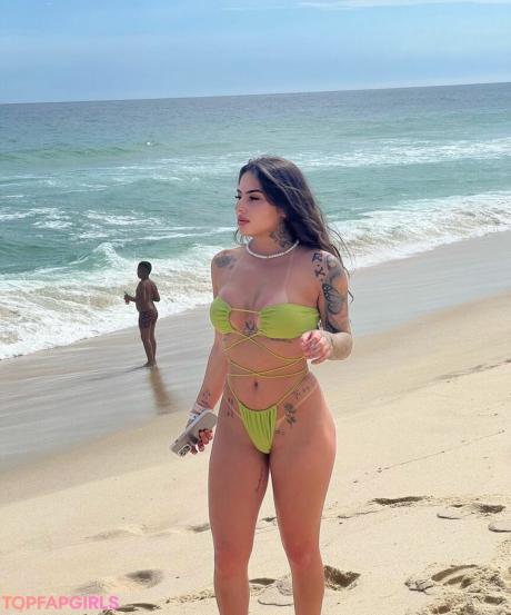 Kauani nude leaked OnlyFans photo #2